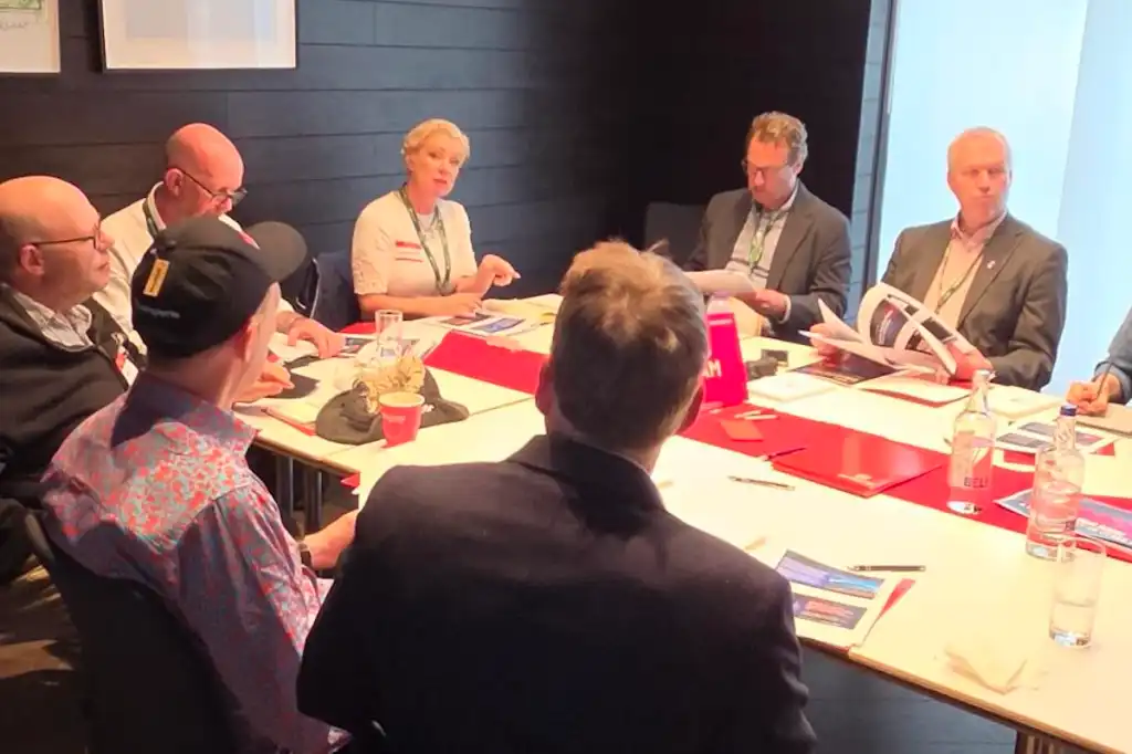 Red team discussing ransomware tabletop scenario at Infosecurity Europe