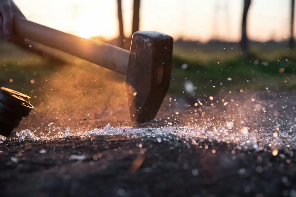 sledge hammer