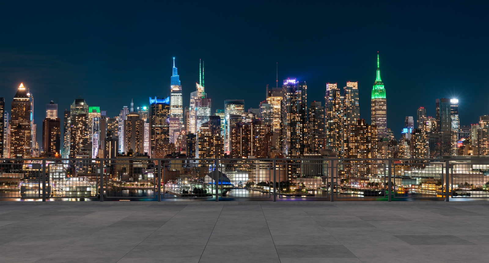 A picture of the New York City skyline